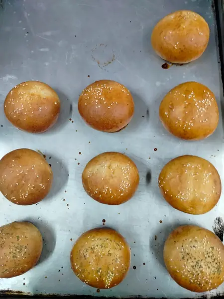 Pan con ajonjolí · Dulce Motivo CR, Orotina